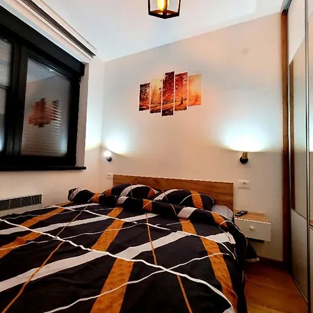 Appartement Lux 3 Titova Sony Ps Gratis *